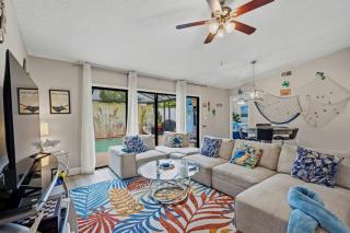PetFriendlySpaciousHomeByCrystalBeachGameRoomPOOL - 0