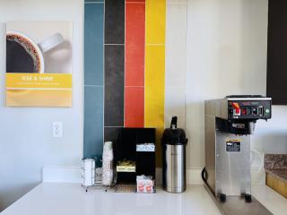 Motel 6 Elkhart, IN - 1