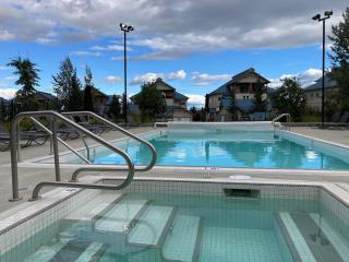 Northstar Mountain Village Resort by StayIn - 3