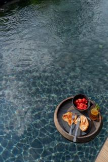Nuju Rentals - BeUtiful Apartments with Swimout-Gym-Rooftop-Pool - 4