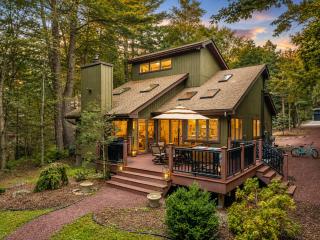 Lake Naomi, Fairy Village, FirepitCreekside Cabin - 0