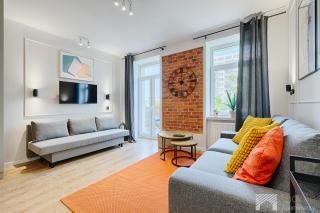 Frida Apartment by LookAp - 1