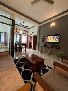 Superior 1BHK , Maplewood Homestay - 7