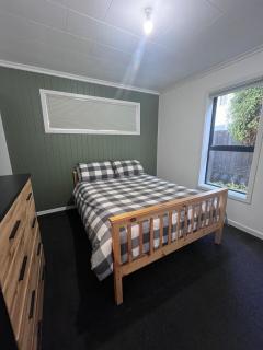 Sunny, Cosy home on Point - 3