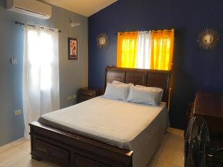 Phoenix Manor With Pool & Gazebo Phoenix Park Village 1 - 4