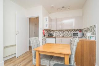 Cosy Flat in Historic Old Town - Pass the Keys - 8