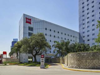 Ibis Monterrey Valle - 0
