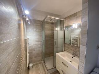 Résidence Le Casino - Appartement devant la plage vue mer parking privé MAE-6404 - 3
