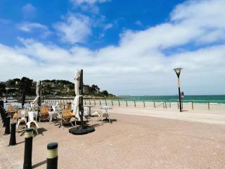 Résidence Le Casino - Appartement devant la plage vue mer parking privé MAE-6404 - 1