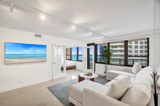 Stylish 2BR Condo with Balcony Views 1409 - 0