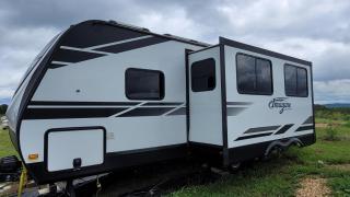 Hilltop Views of Bradleyville with Modern RV - 3