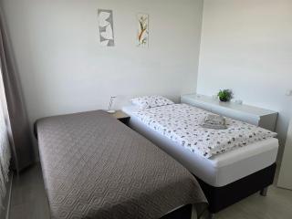 Marivas at the station, free parking & WiFi - 2