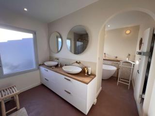 Résidence 038-soulac Sur Mer - Ref 038 - Villa d'exception avec piscine et jacuzzi privée au centre de Soulac/mer MAE-3591 - 1