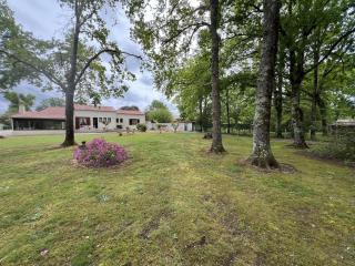 Résidence 105-st Vivien De Medoc - 105 - Superbe maison avec son grand parc verdoyant MAE-2871 - 0