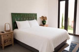 Casa Colibri, Amazing 4 bedroom house with stunning volcano views in Antigua Guatemala - 9