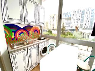 Artsy studio at Komuna e Parisit - 0