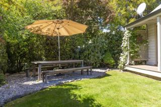 Stags Head Cottage-cosy cottage with hot tub - 2