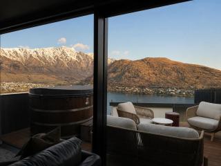 Introductory Special DEAL - Lake Views & Spa - 0
