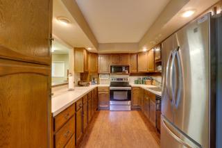 4 Mi to Dtwn Wichita! 'Else House' w/ Yard & Patio - 2