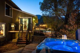 Sierra Haus 4mi to Sequoia + Hot Tub + Game Room - 9