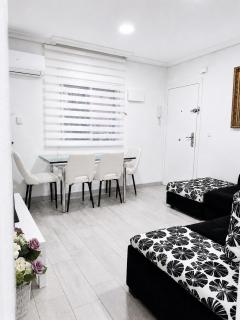 Apartamento renovado y tranquilo, 2 dormitorios bien comunicado con el centro de Madrid - 8
