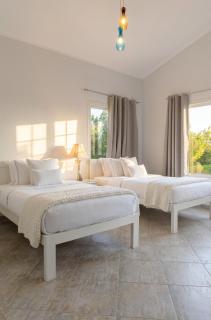 White Villa with open lagoon view - 8
