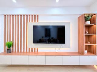 One and Two Bedroom Apartments with Rooftop Pool Gym and City Views - 7