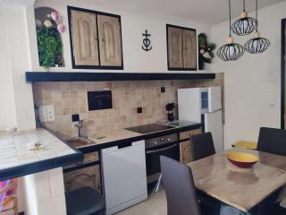 Résidence Ccamt38-aigues Mortes - Appart coeur Camargue avec Spa Aigues mortes T2 ADULTE Seulement MAE-5361 - 2