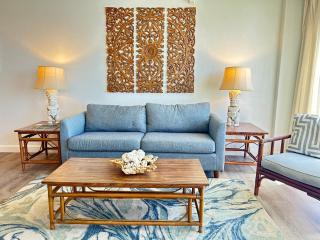 Oceanfront Views & remodeled! - mk306 - 9