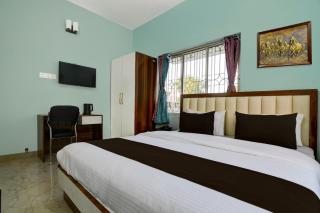 Super Hotel O Aditi Guest House - 9