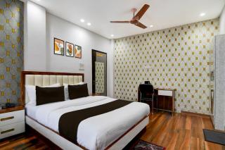 Super Hotel O Aditi Guest House - 8