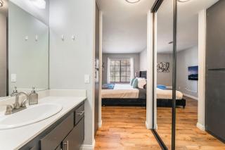 Modern 2BR Condo Near the Las Vegas Strip - 6