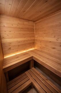 Mardon 4000sf Pool Villa with Sauna Theater - 1