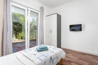 Family friendly house with a swimming pool Kastel Stafilic, Kastela - 21263 - 3