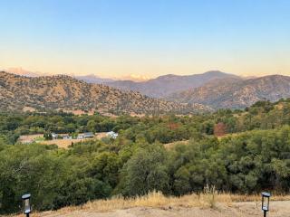 Summit & Serenity - Three Rivers - Epic Views - 7