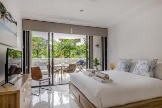 Easy Stay - Family Friendly Pool Esplanade Views - 2