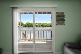 Lakefront Luxury Retreat Dock & Views - 5
