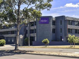 Mercure North Melbourne - 0