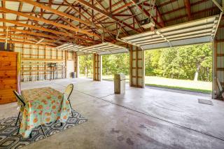 Ozarks Escape! Farmhouse w/ Fire Pit + Trails - 8
