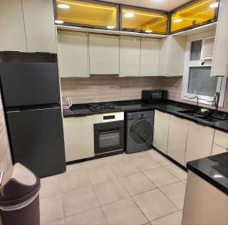 Charming Three Bedrooms Apartment in Latin District - 3