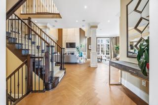 Luxury Golf Retreat Gym Sauna 4BR Executive Home - 2