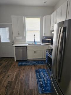 Modern Indianapolis Retreat 3BR 2BA Minutes to Hospitals & Downtown - 3