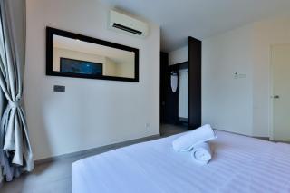 Kota Laksamana 3 Bedroom Nr Jonker 6pax 3Parking - 2