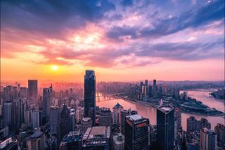 Hongyan Holiday Riverview Hotel (Chongqing Jiefangbei Hongyadong Branch) - 1