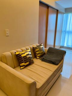 BRAND NEW unit at BGC, Best View, PS5 30th Anniv Pro - 6