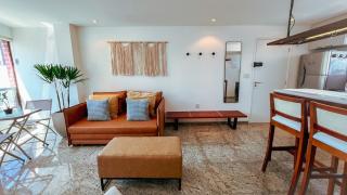 Oceanfront Flat, All New! - 7