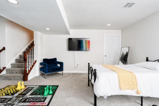 Spacious & Serene Family Gem: Games, Office, Yard! - Pennsburg - 2