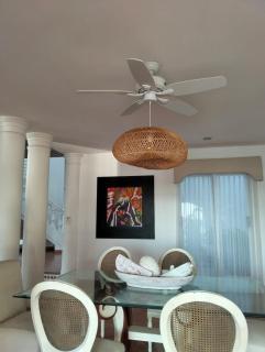Luxury Beachfront Villa Pool, Jacuzzi, Ocean Views Costa del Sol - 4
