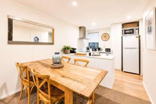 2BR in Salisbury with Garden Retreat - 6