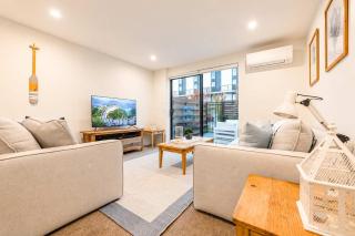 2BR in Salisbury with Garden Retreat - 1